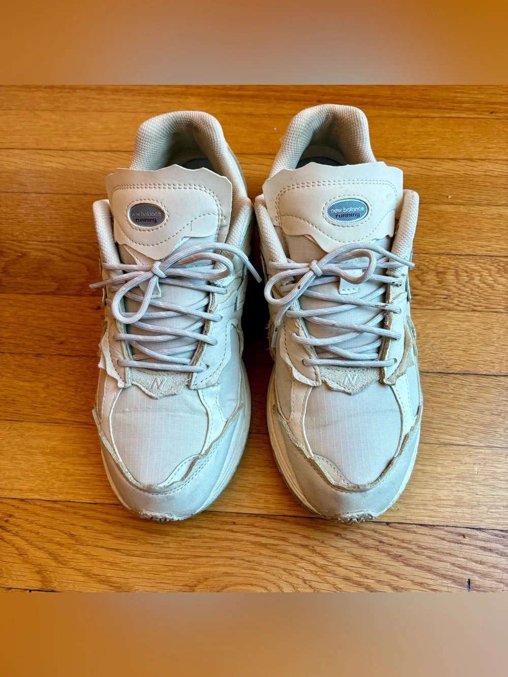 Men’s New Balance Protection Pack in Sandstone.  Good condition.  Size 10